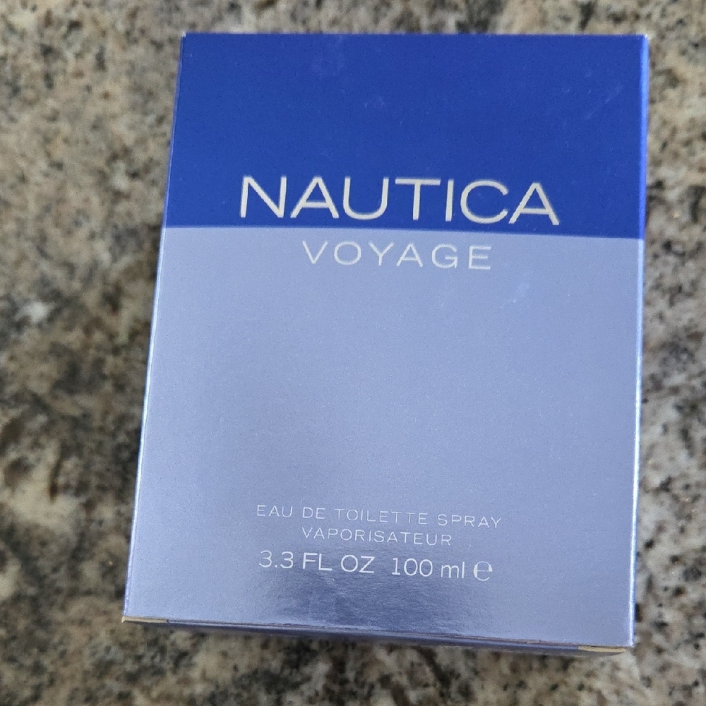 Nautica Voyage Blue and Silver Eau de Toilette